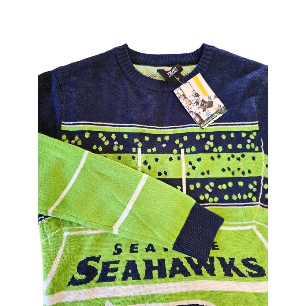 NFL Team‎ Apparel Seattle Seahawks LIGHT UP LED Xmas Sweater, Small NWT (Defect)